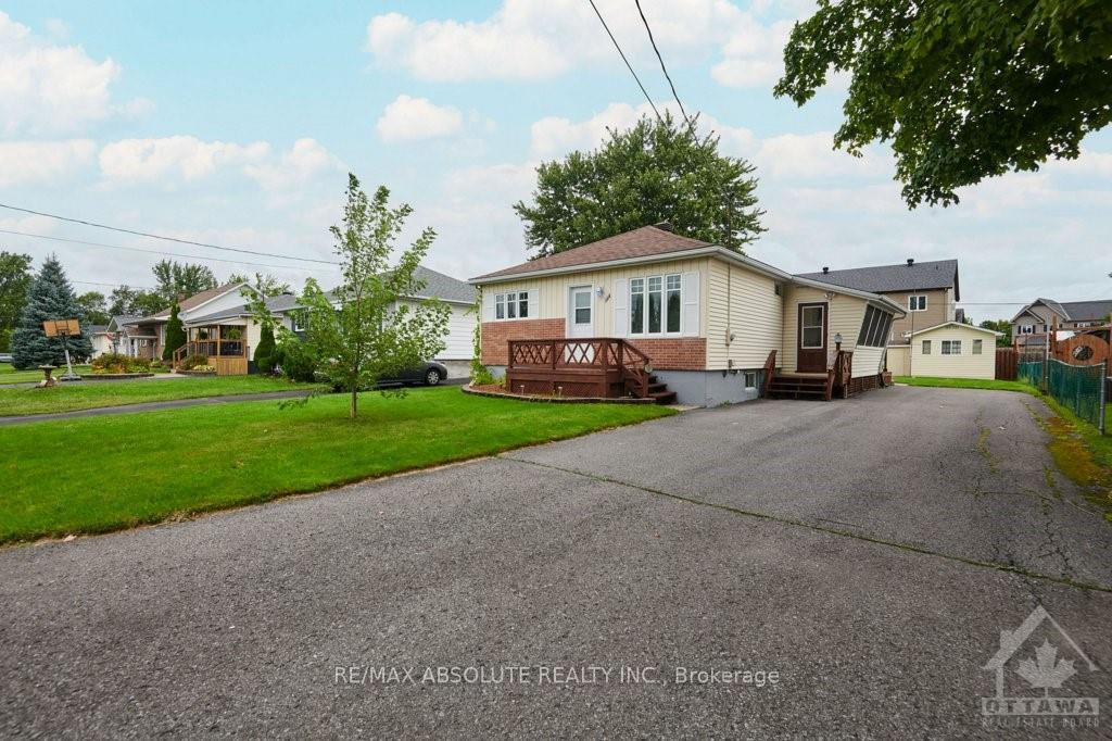 Photo 1 of 1115 Larin Street, Cornwall — HOMEH