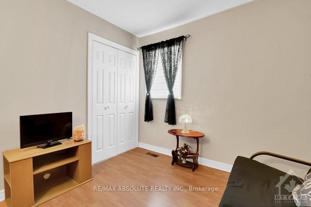 Photo 6 of 1115 Larin Street, Cornwall — HOMEH