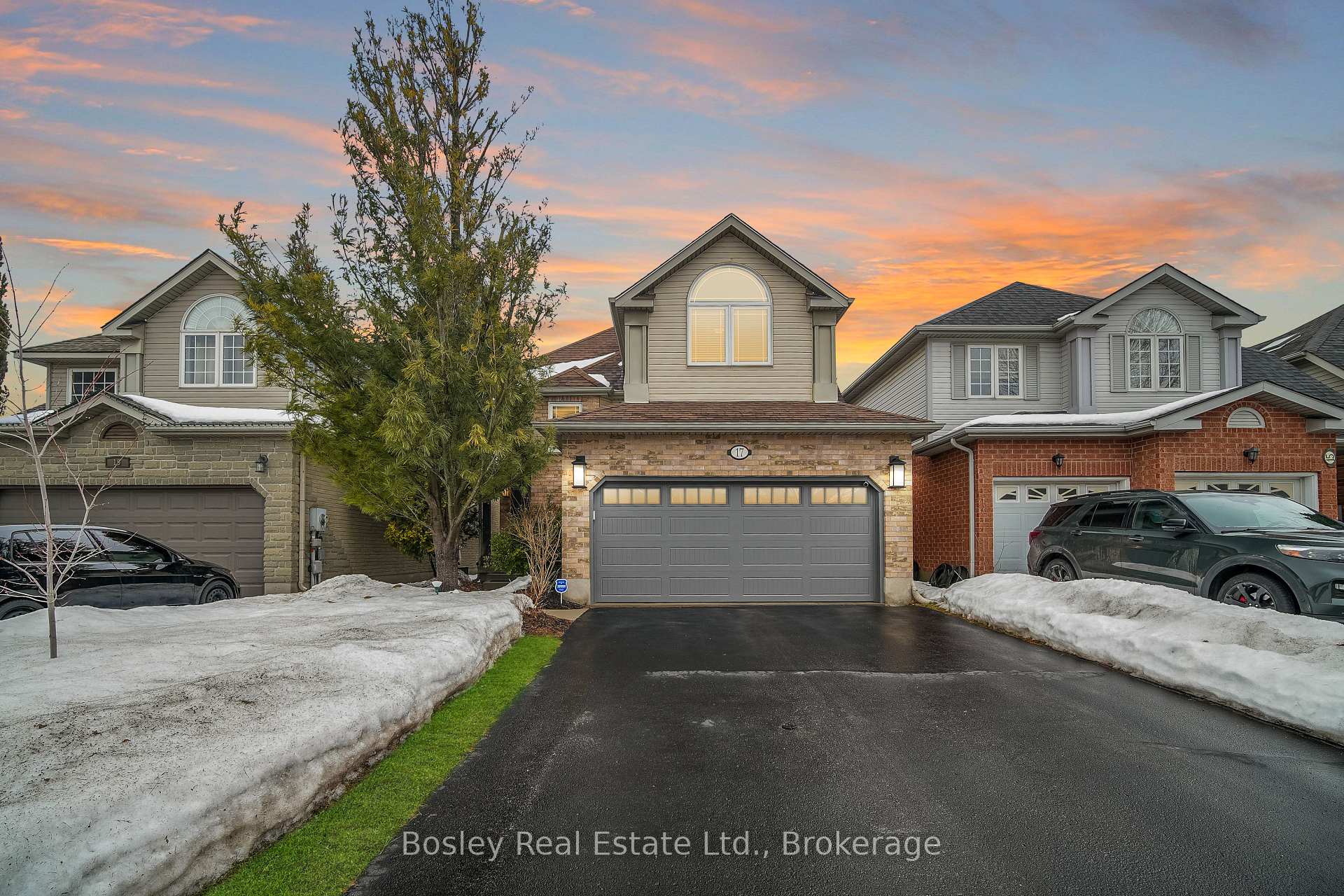 Photo 22 of 17 Camm Crescent, Guelph, Pineridge/Westminster Woods — HOMEH