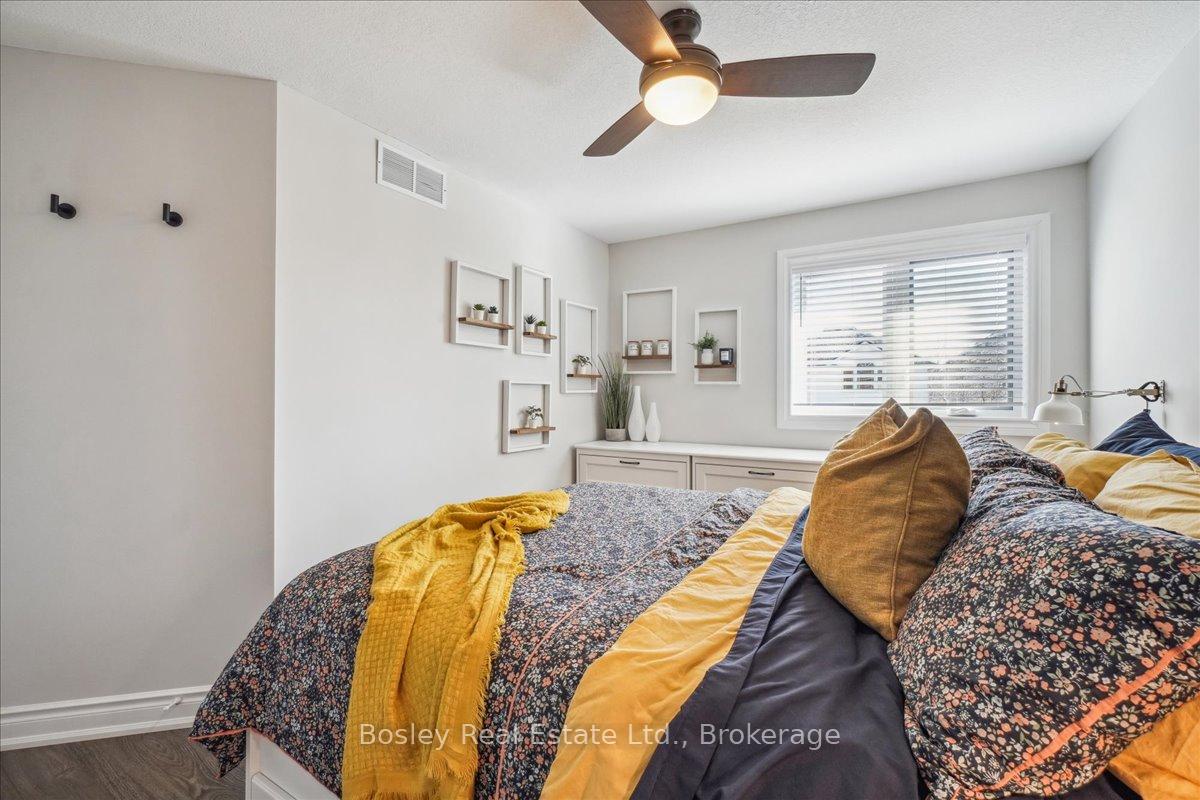 Photo 51 of 17 Camm Crescent, Guelph, Pineridge/Westminster Woods — HOMEH