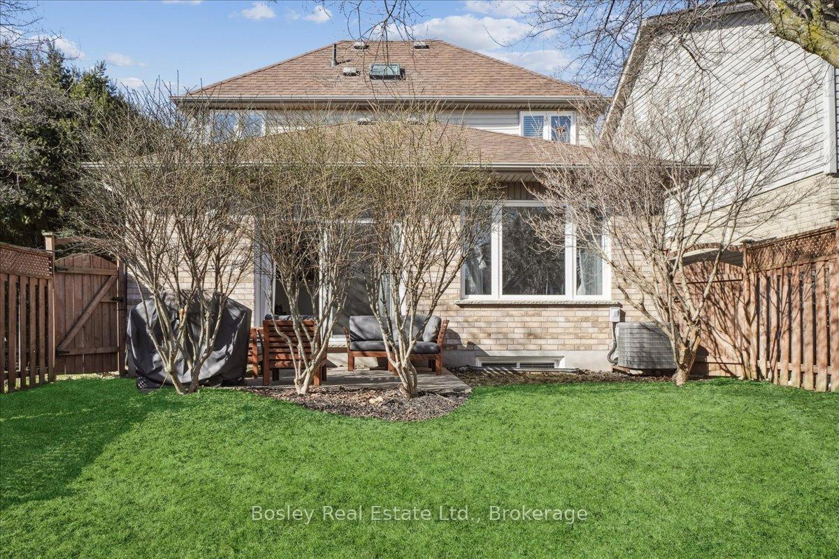 Photo 88 of 17 Camm Crescent, Guelph, Pineridge/Westminster Woods — HOMEH