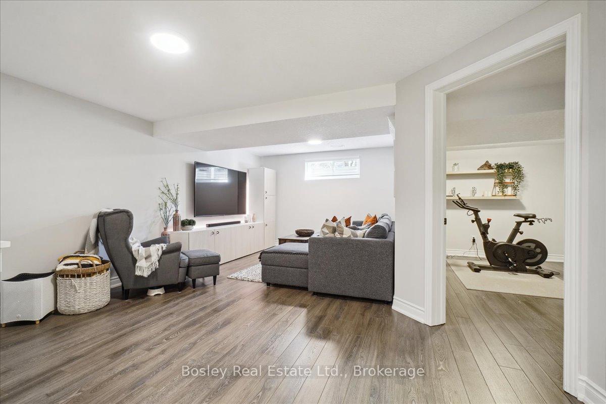 Photo 73 of 17 Camm Crescent, Guelph, Pineridge/Westminster Woods — HOMEH