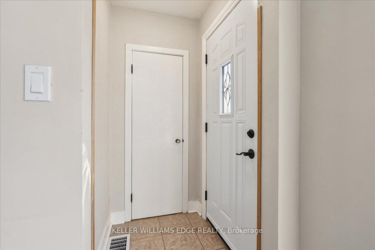 Photo 4 of 29 East 34th Street, Hamilton, Raleigh — HOMEH