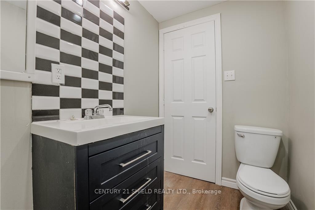 Photo 11 of 327 Carleton Street, Cornwall — HOMEH