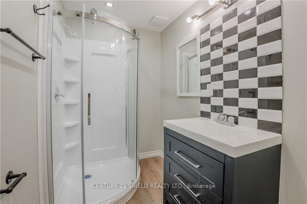 Photo 12 of 327 Carleton Street, Cornwall — HOMEH