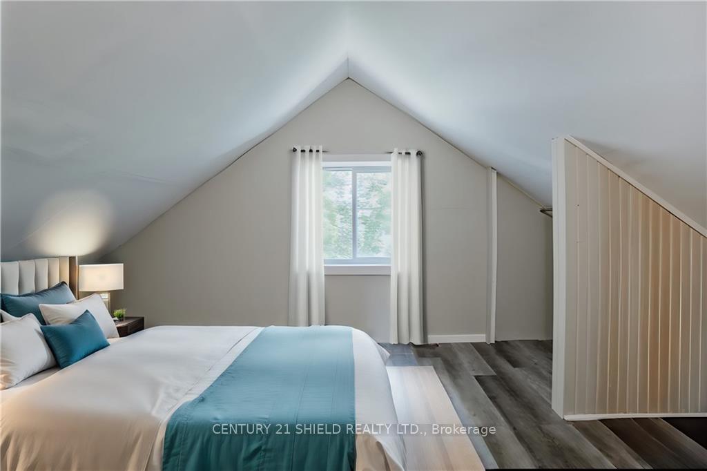 Photo 16 of 327 Carleton Street, Cornwall — HOMEH