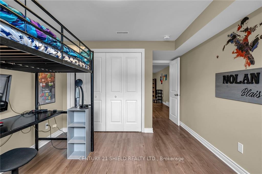 Photo 12 of 2368 Watson Crescent, Cornwall — HOMEH