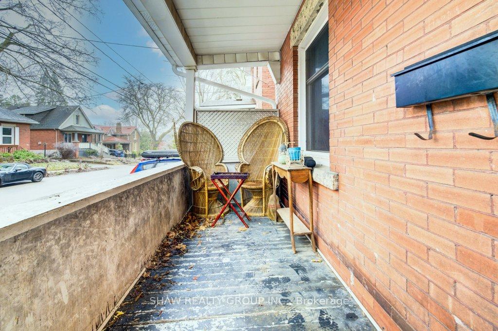 Photo 4 of 31 Hearn Avenue, Guelph, Junction/Onward Willow — HOMEH