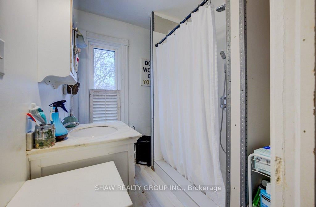 Photo 19 of 31 Hearn Avenue, Guelph, Junction/Onward Willow — HOMEH