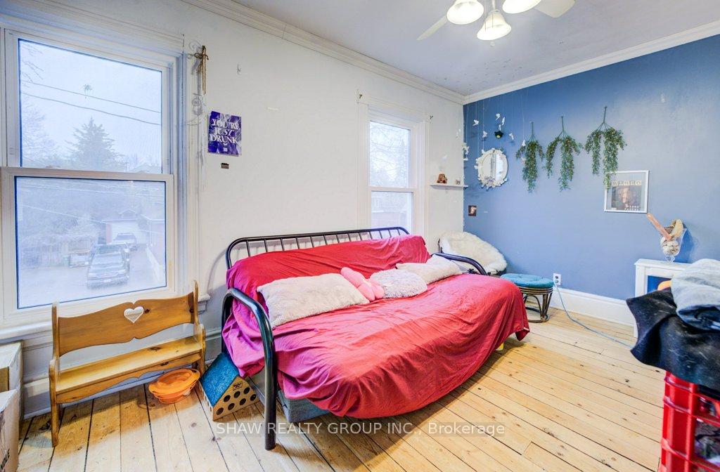 Photo 20 of 31 Hearn Avenue, Guelph, Junction/Onward Willow — HOMEH