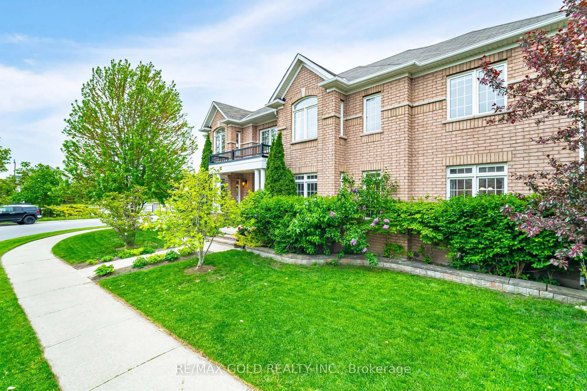 Photo 5 of 16 Larkberry Road, Brampton, Credit Valley — HOMEH