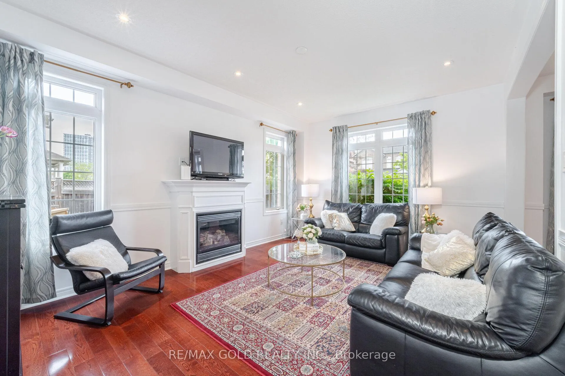 Photo 12 of 16 Larkberry Road, Brampton, Credit Valley — HOMEH