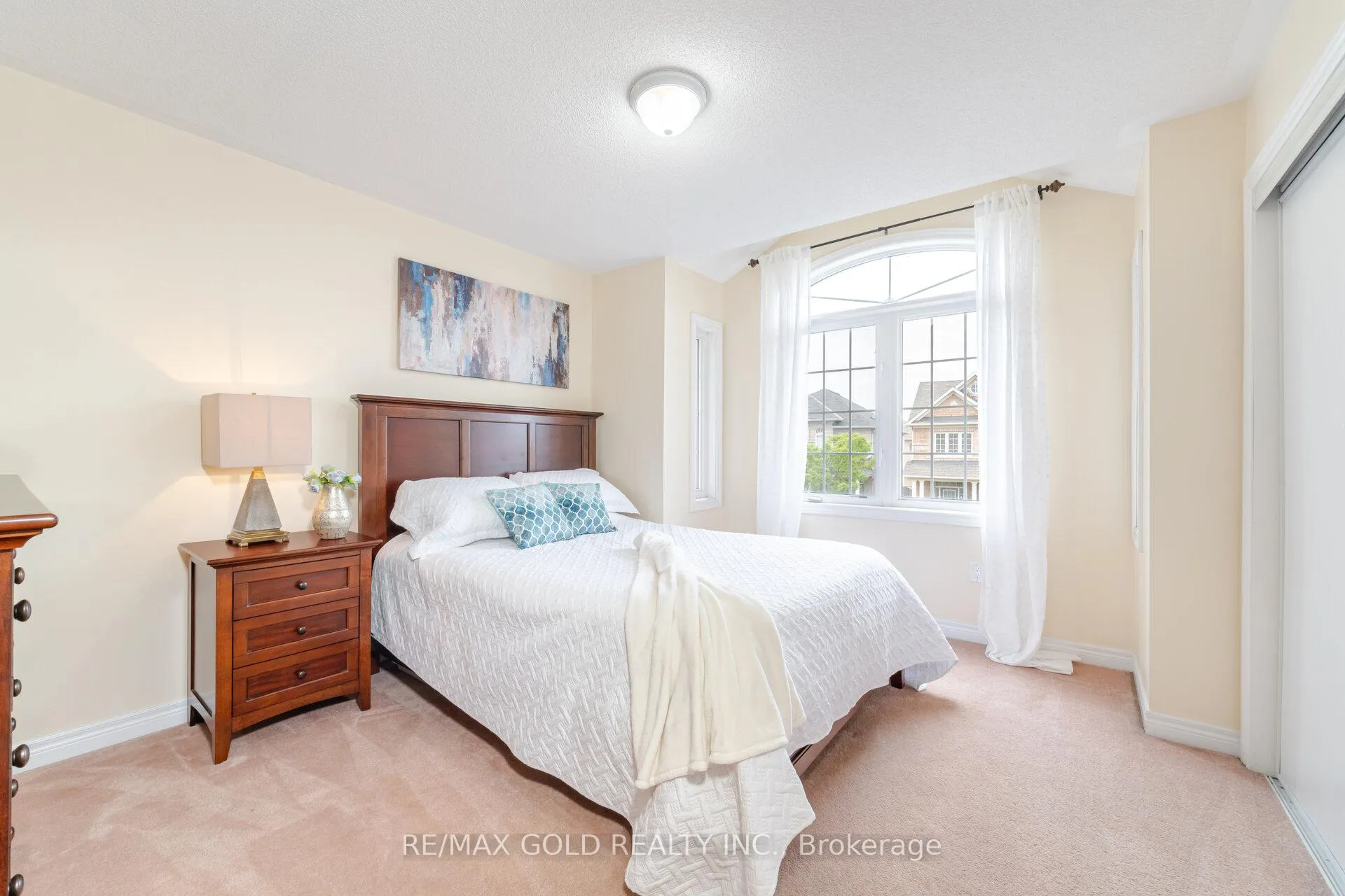 Photo 33 of 16 Larkberry Road, Brampton, Credit Valley — HOMEH