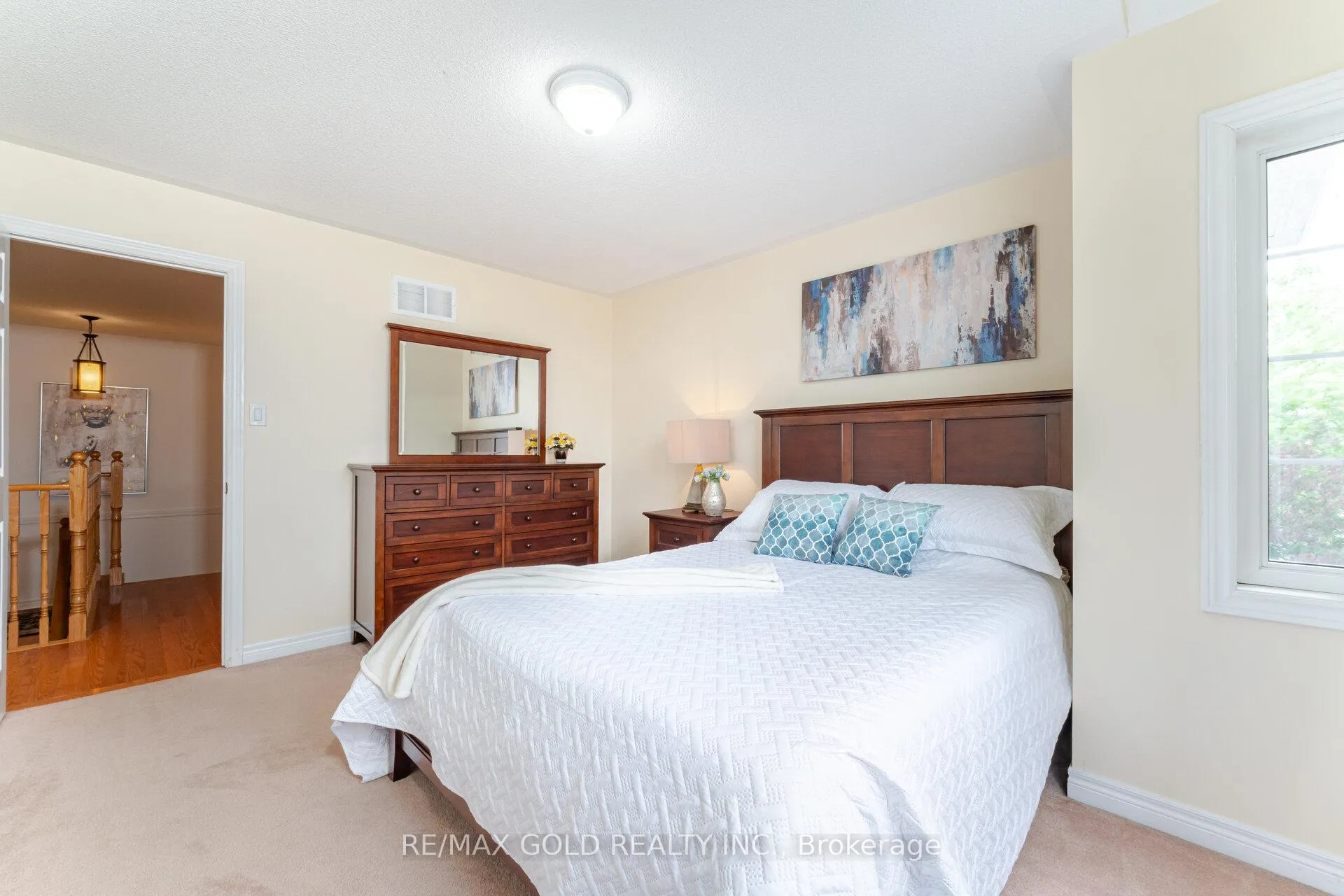 Photo 34 of 16 Larkberry Road, Brampton, Credit Valley — HOMEH