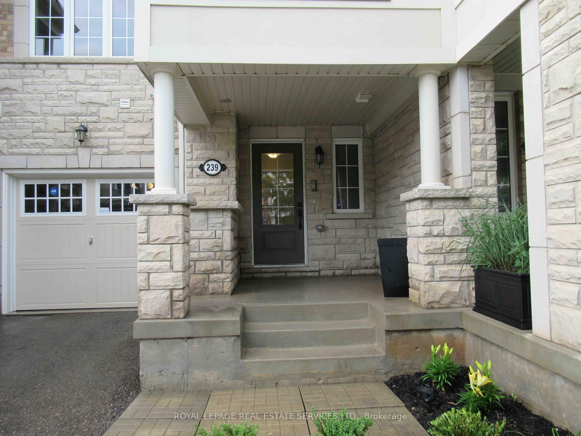 Photo 3 of 239 Ellen Davidson Drive, Oakville, Glenorchy — HOMEH