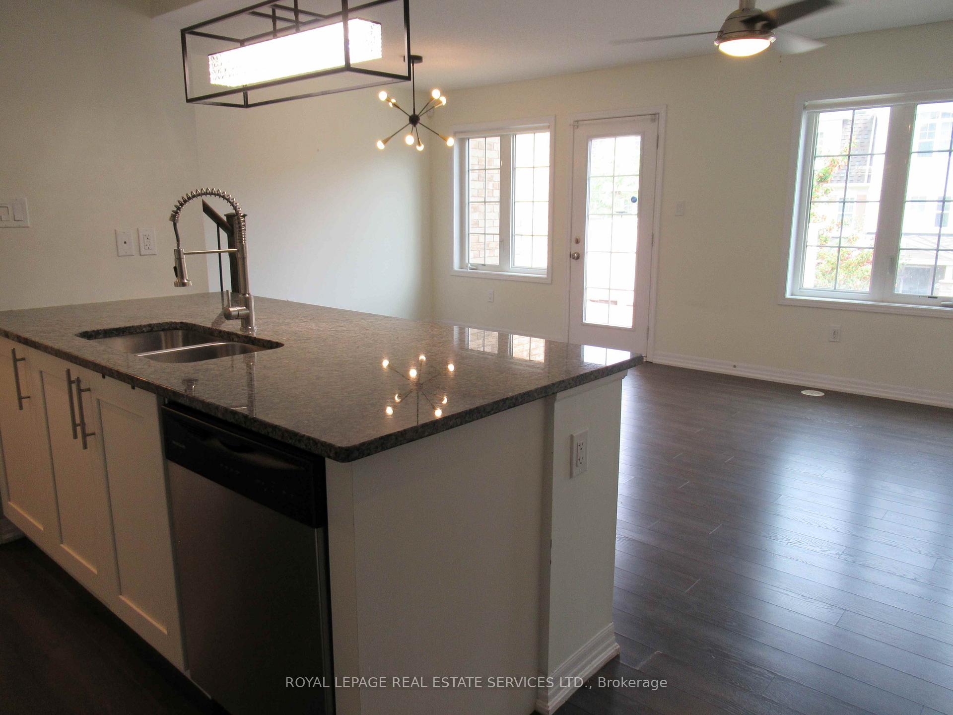 Photo 14 of 239 Ellen Davidson Drive, Oakville, Glenorchy — HOMEH