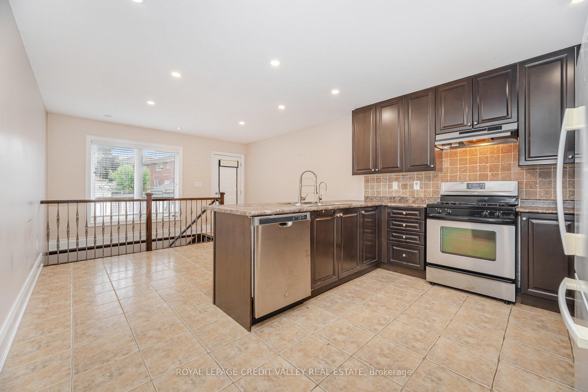 Photo 14 of 54 Station Road, Caledon, Bolton West — HOMEH
