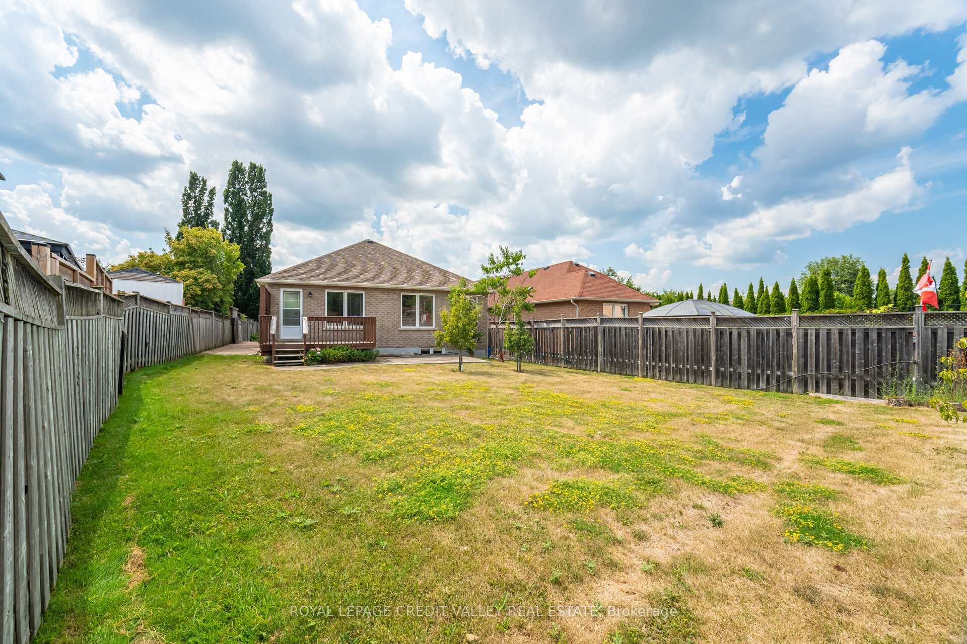 Photo 46 of 54 Station Road, Caledon, Bolton West — HOMEH