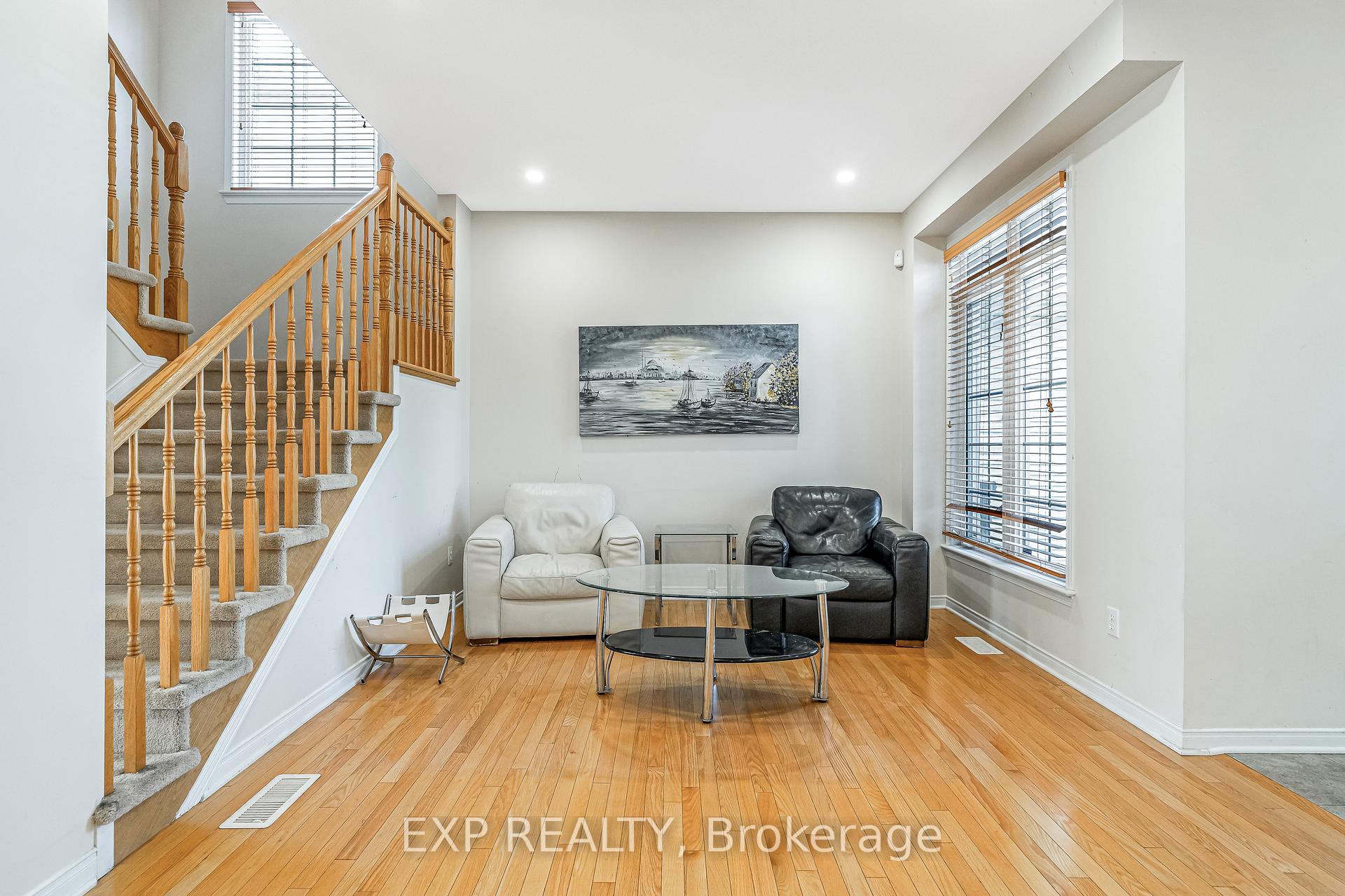 Photo 10 of 423 Dundonald Drive, Ottawa, Barrhaven - Stonebridge — HOMEH