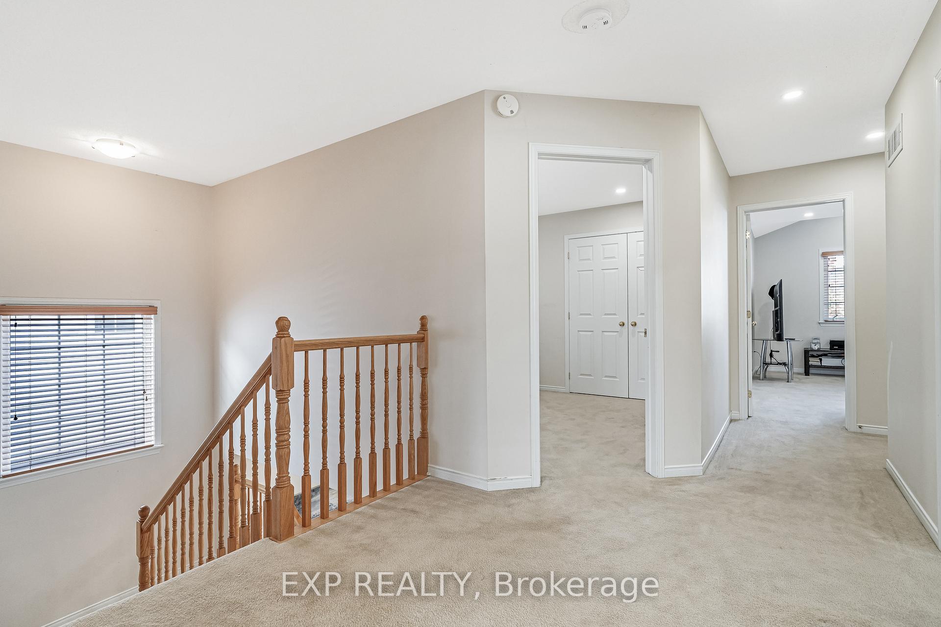 Photo 16 of 423 Dundonald Drive, Ottawa, Barrhaven - Stonebridge — HOMEH