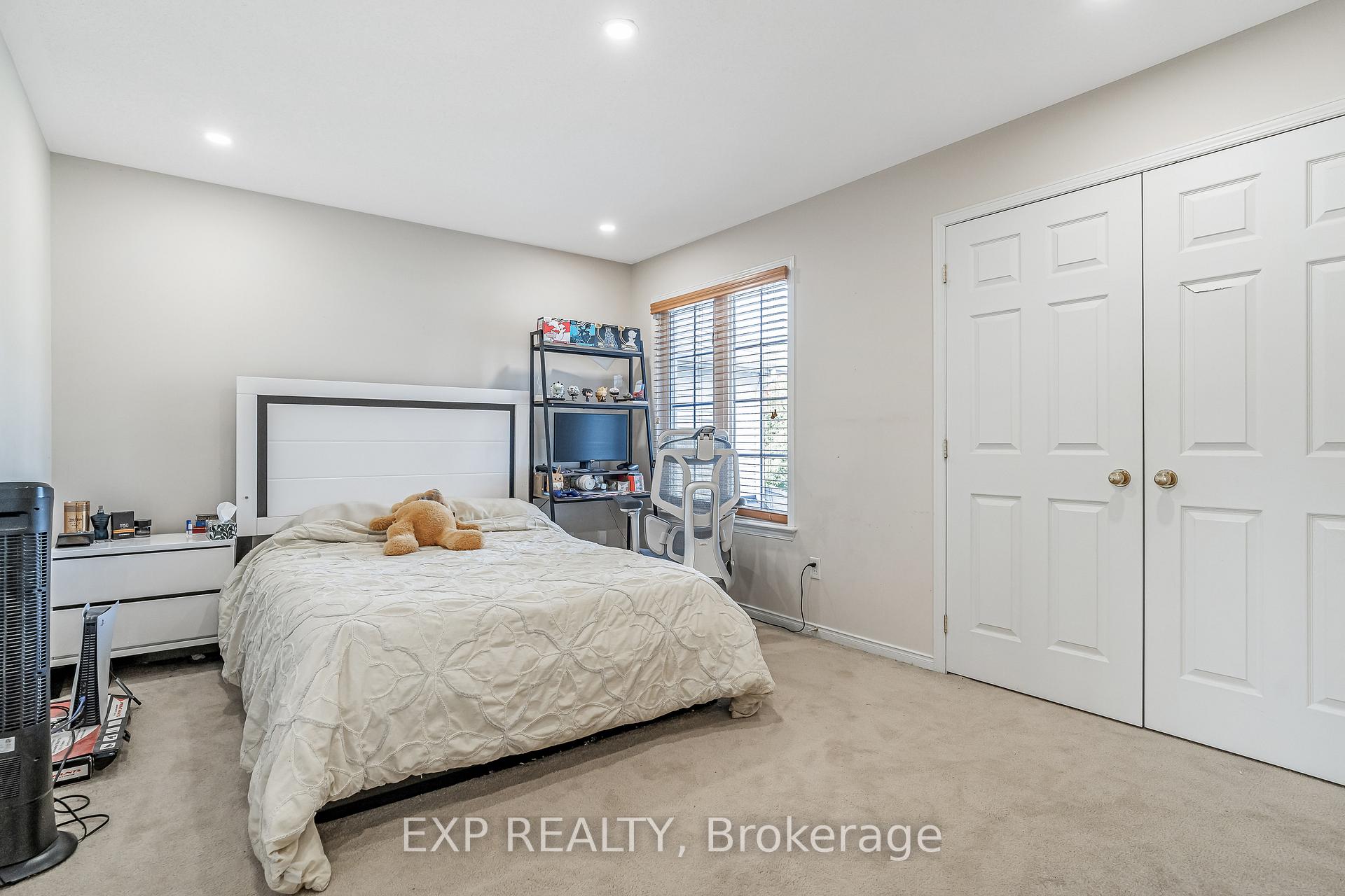 Photo 19 of 423 Dundonald Drive, Ottawa, Barrhaven - Stonebridge — HOMEH