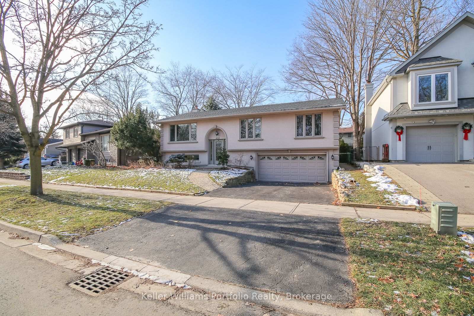 Front of 424 Brookmill Road