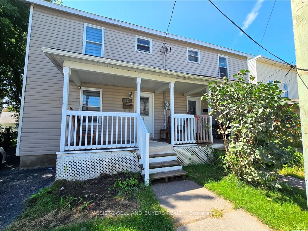 Front of 307-309 Prince Arthur Street