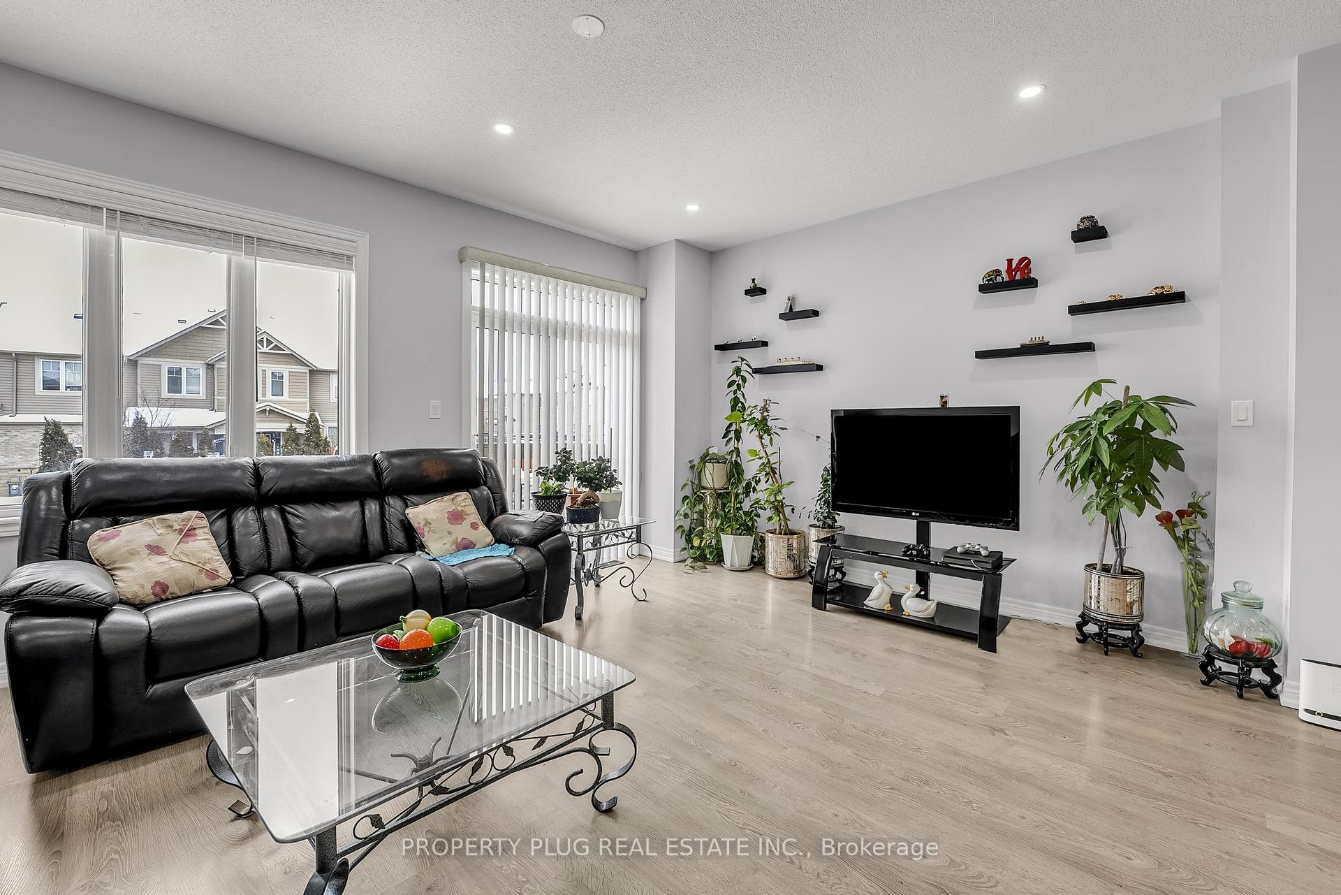 Photo 13 of 36 Doris Pawley Crescent, Caledon, Rural Caledon — HOMEH
