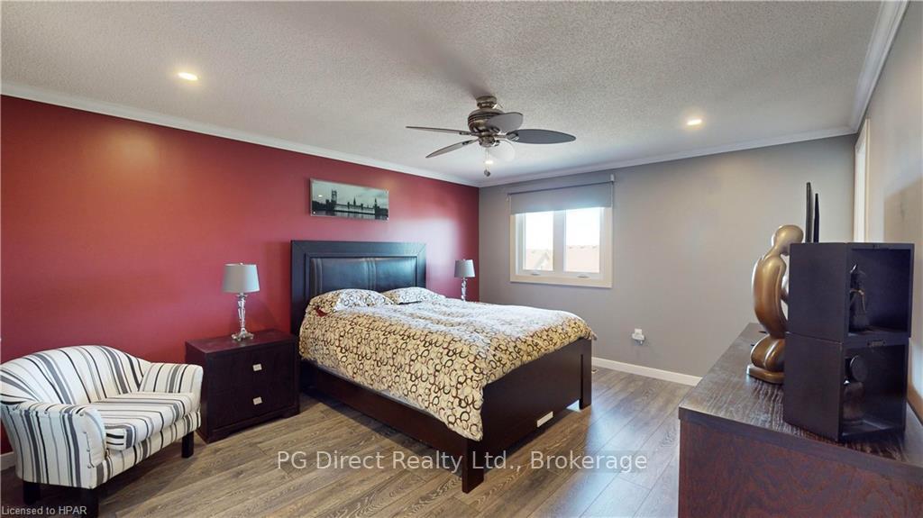 Photo 9 of 282 Mcmeeken Drive, Cambridge, Hespeler Village — HOMEH