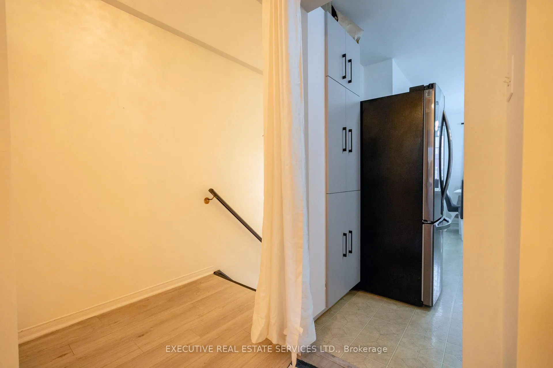 Photo 17 of Unit 49, 120 Railroad St, Brampton, Downtown Brampton — HOMEH