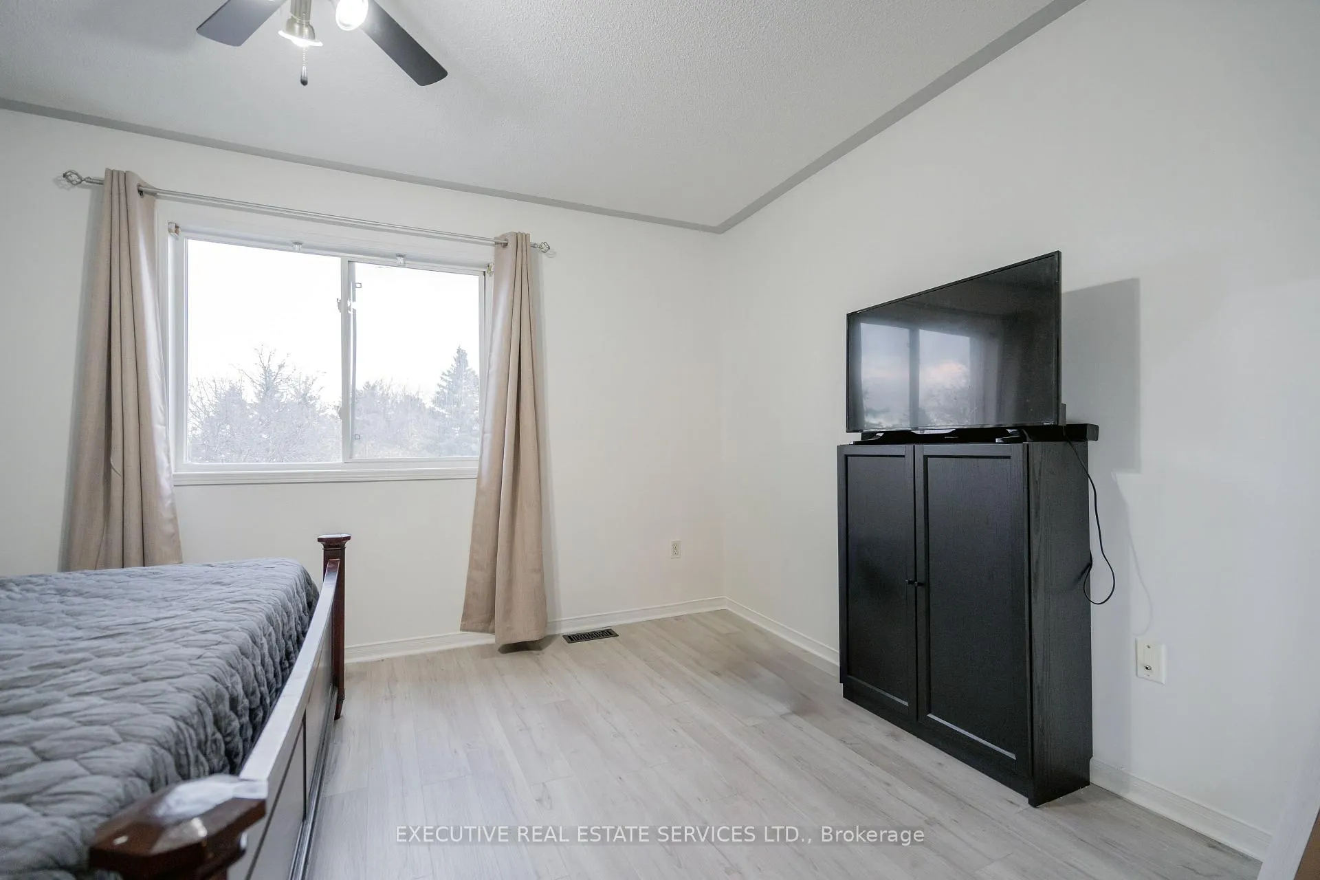 Photo 21 of Unit 49, 120 Railroad St, Brampton, Downtown Brampton — HOMEH