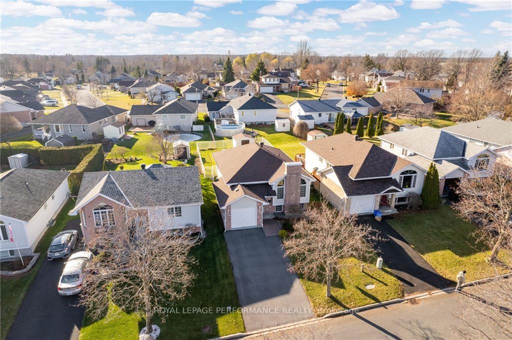 Photo 29 of 236 Northwoods Crescent, Cornwall — HOMEH