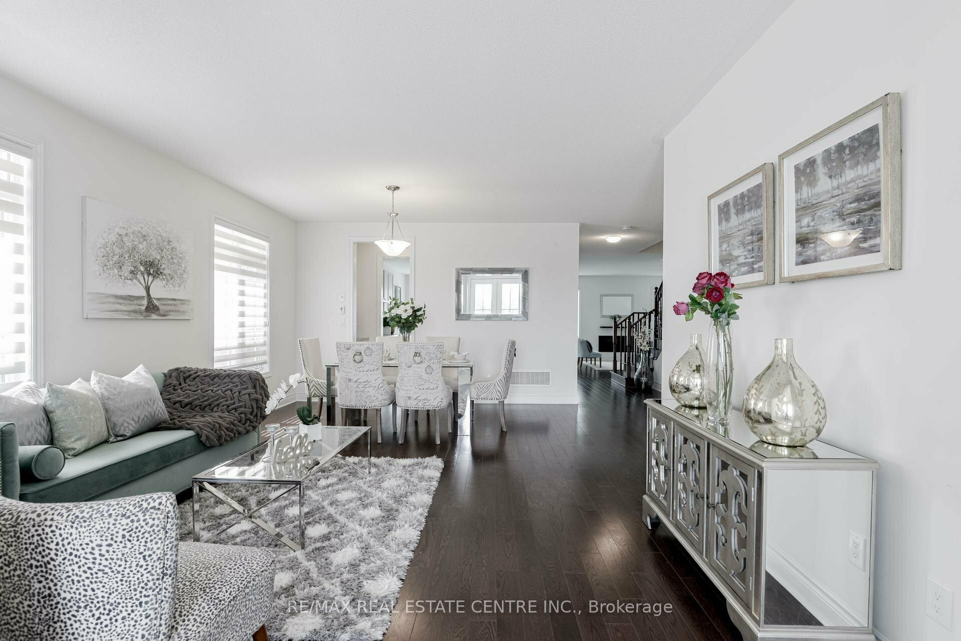 Photo 3 of 32 Ash Hill Avenue, Caledon, Caledon East — HOMEH