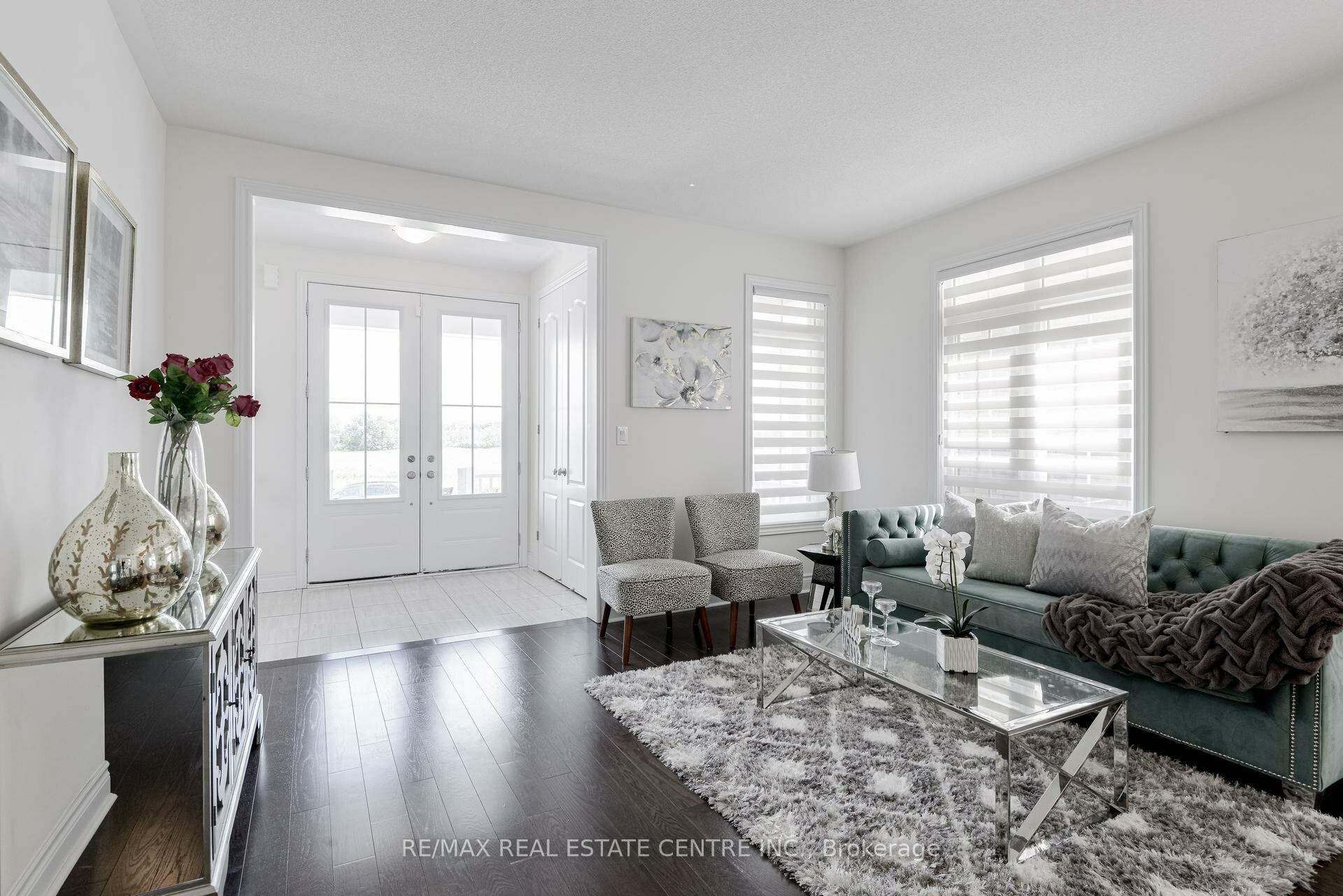 Photo 5 of 32 Ash Hill Avenue, Caledon, Caledon East — HOMEH