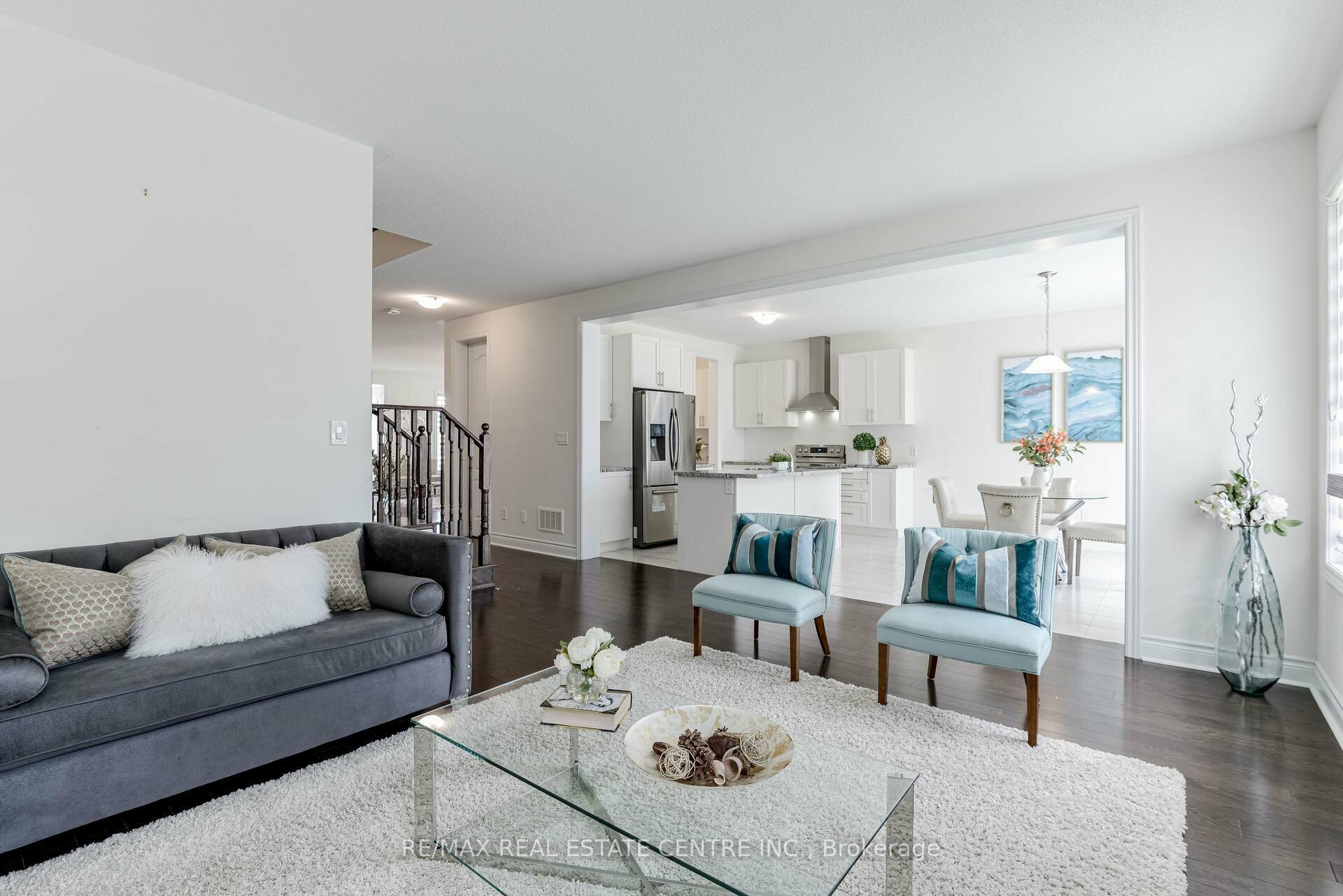 Photo 14 of 32 Ash Hill Avenue, Caledon, Caledon East — HOMEH