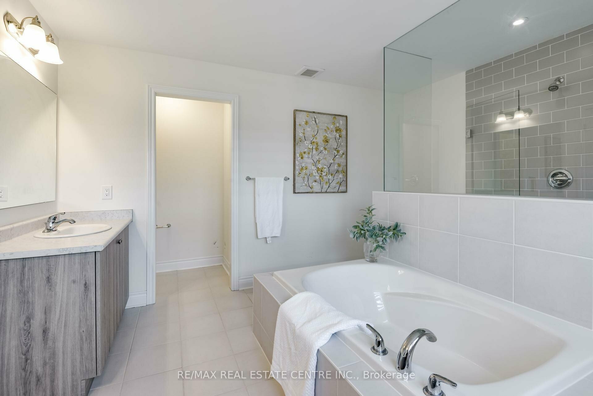 Photo 32 of 32 Ash Hill Avenue, Caledon, Caledon East — HOMEH