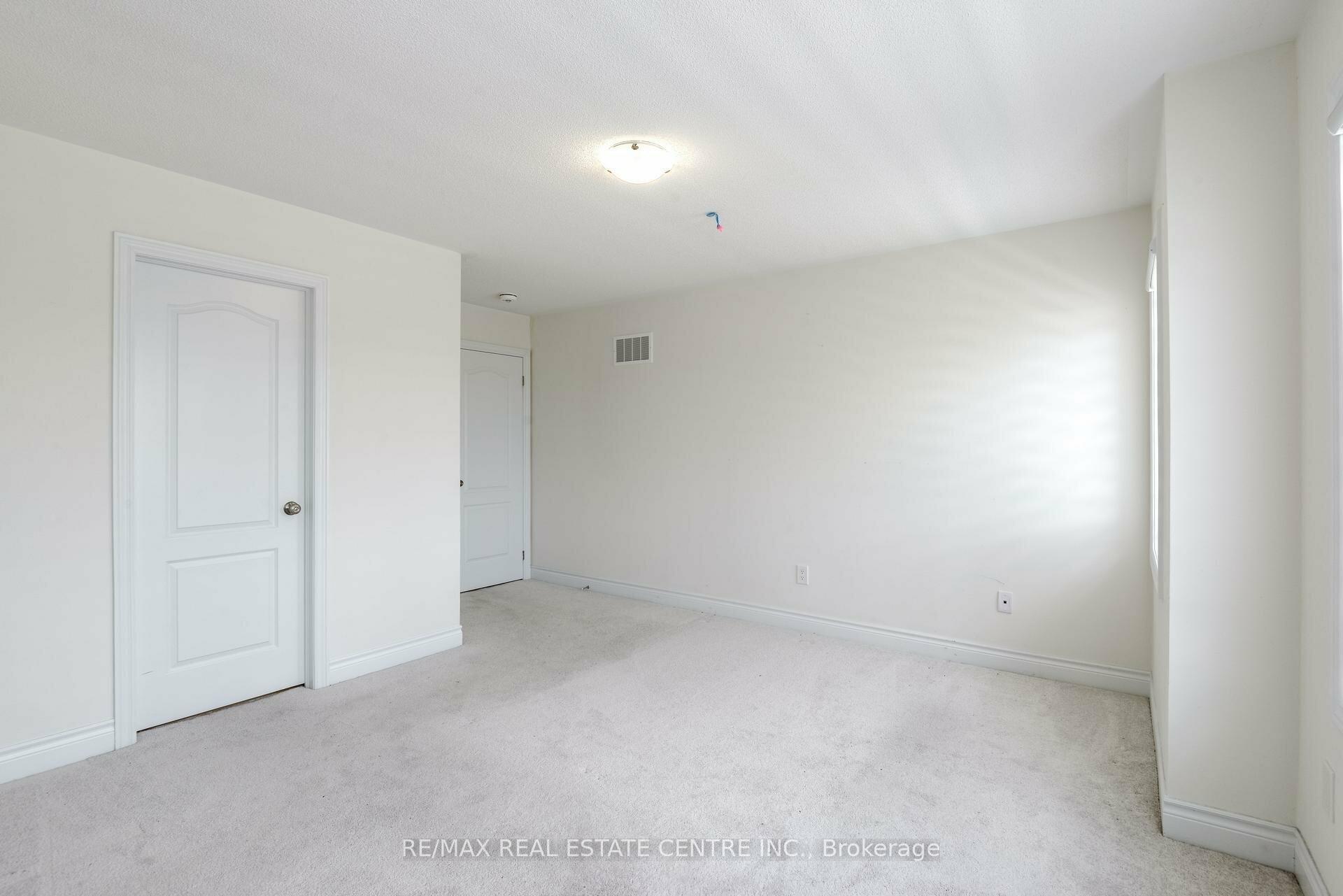 Photo 35 of 32 Ash Hill Avenue, Caledon, Caledon East — HOMEH