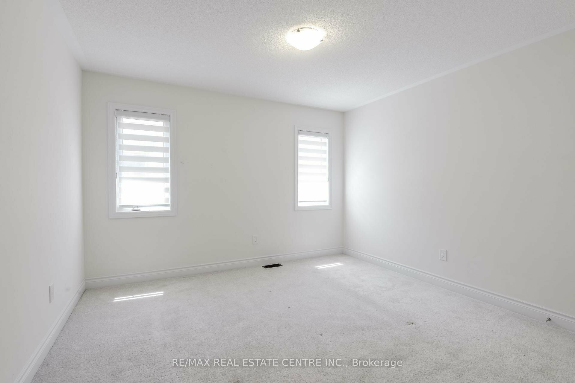 Photo 37 of 32 Ash Hill Avenue, Caledon, Caledon East — HOMEH