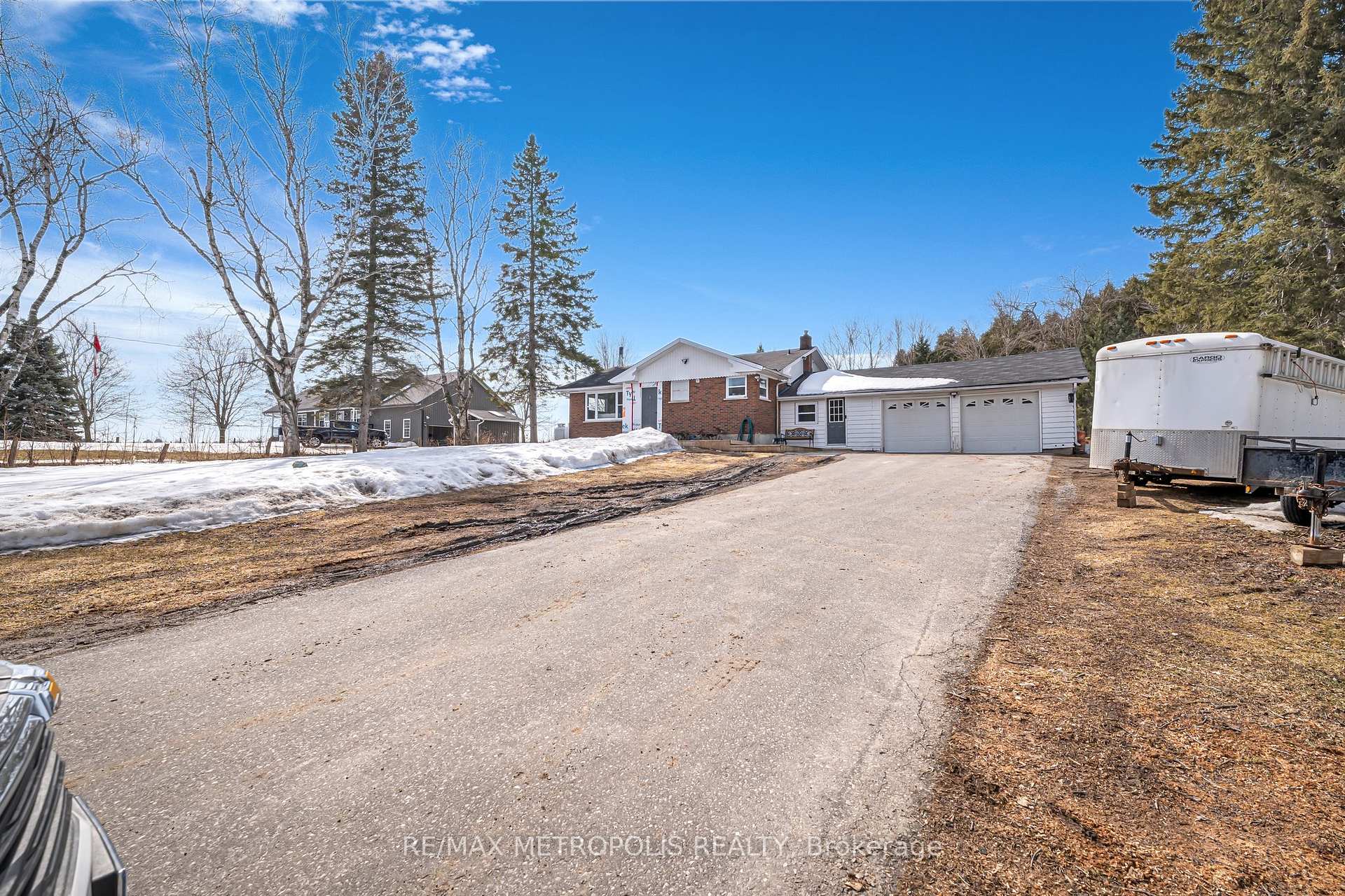 Photo 2 of 5400 Regional Rd 18, Clarington, Rural Clarington — HOMEH