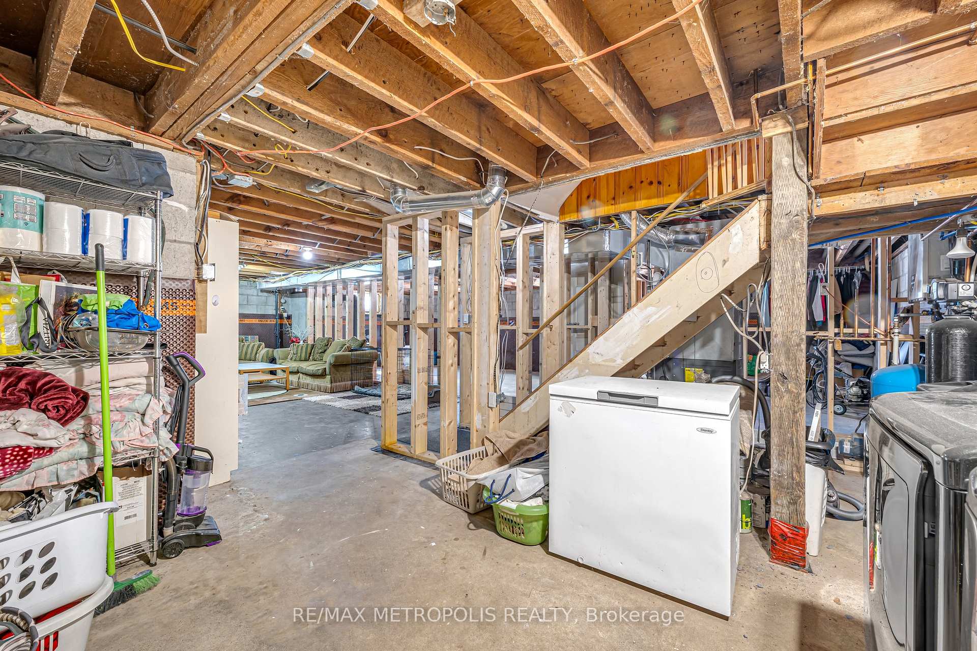 Photo 36 of 5400 Regional Rd 18, Clarington, Rural Clarington — HOMEH