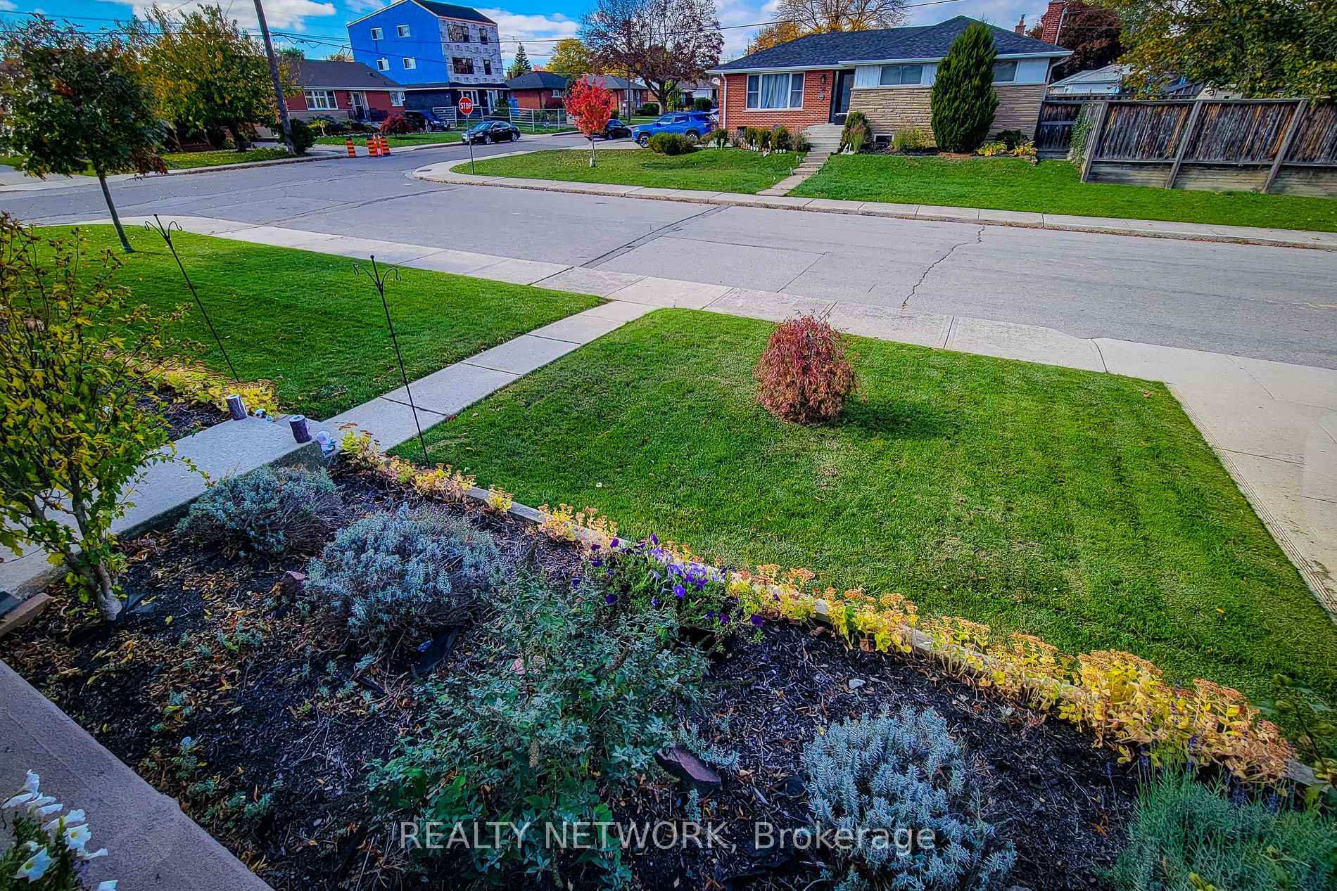 Photo 3 of 49 Nottingham Avenue, Hamilton, Hampton Heights — HOMEH