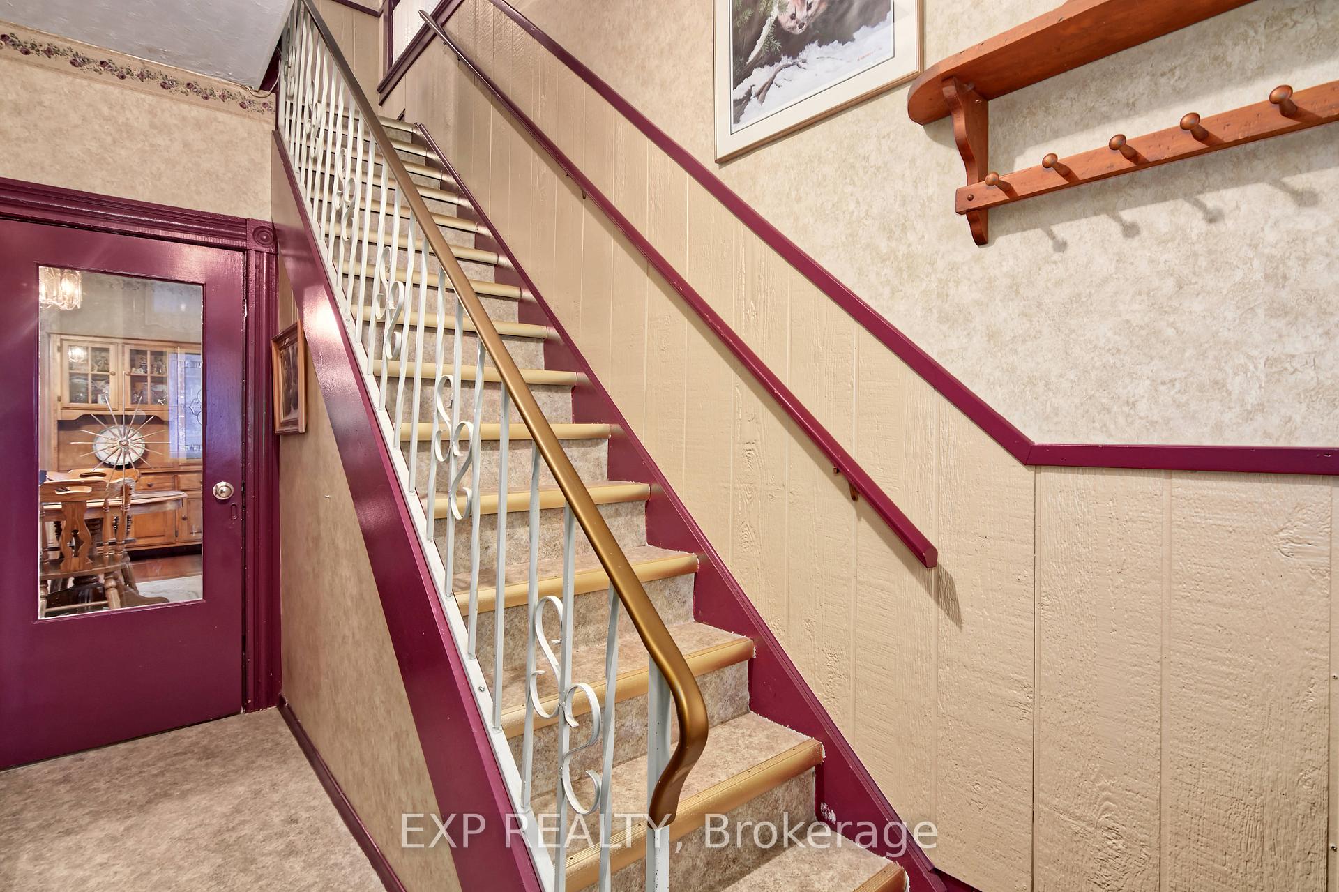 Photo 5 of 138 Sydenham Street E, Aylmer — HOMEH