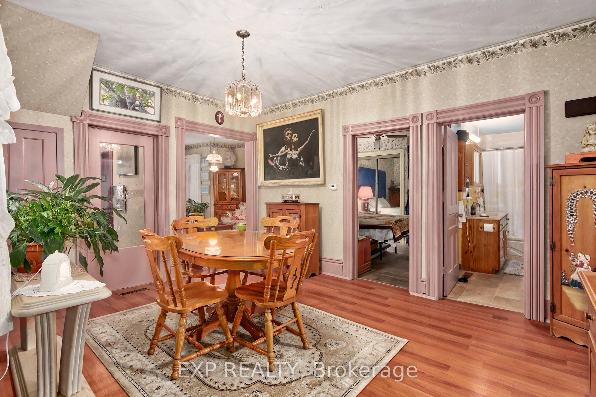 Photo 6 of 138 Sydenham Street E, Aylmer — HOMEH