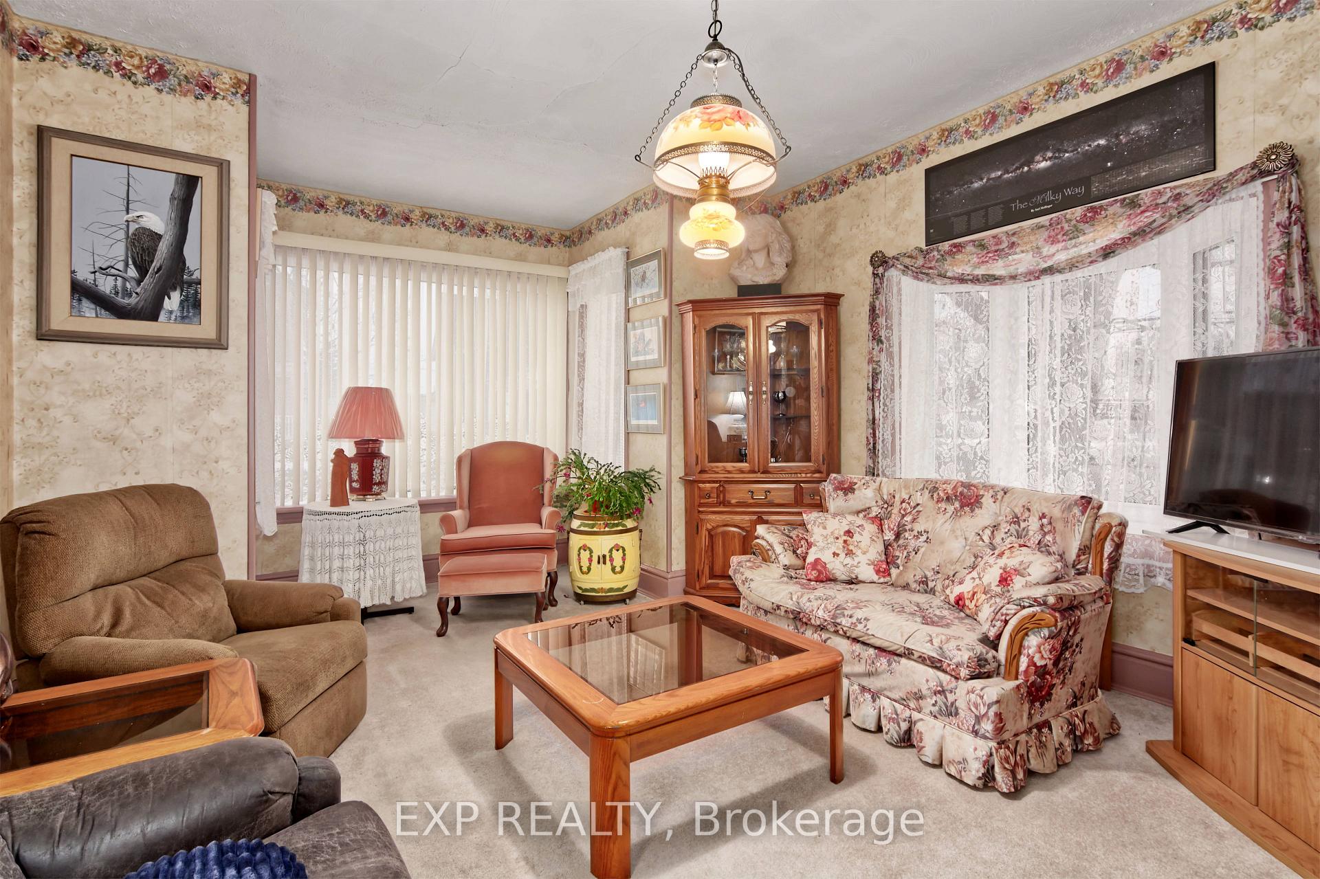 Photo 9 of 138 Sydenham Street E, Aylmer — HOMEH