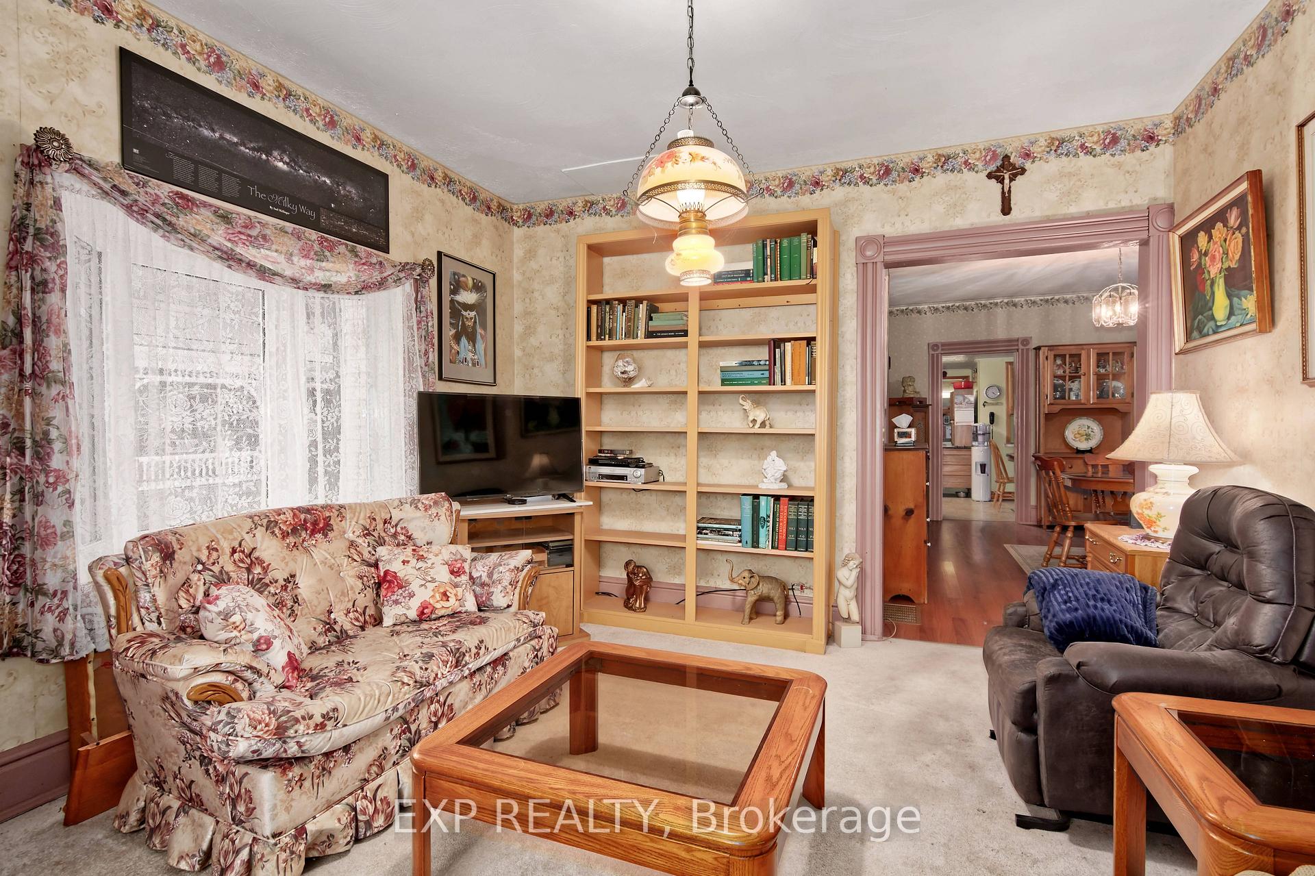 Photo 10 of 138 Sydenham Street E, Aylmer — HOMEH