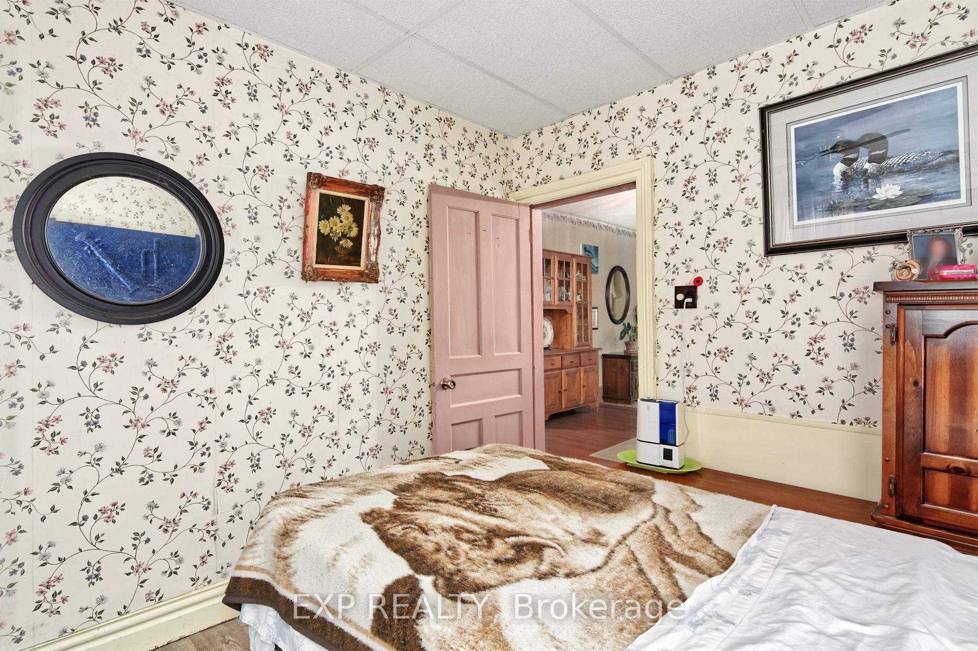 Photo 17 of 138 Sydenham Street E, Aylmer — HOMEH