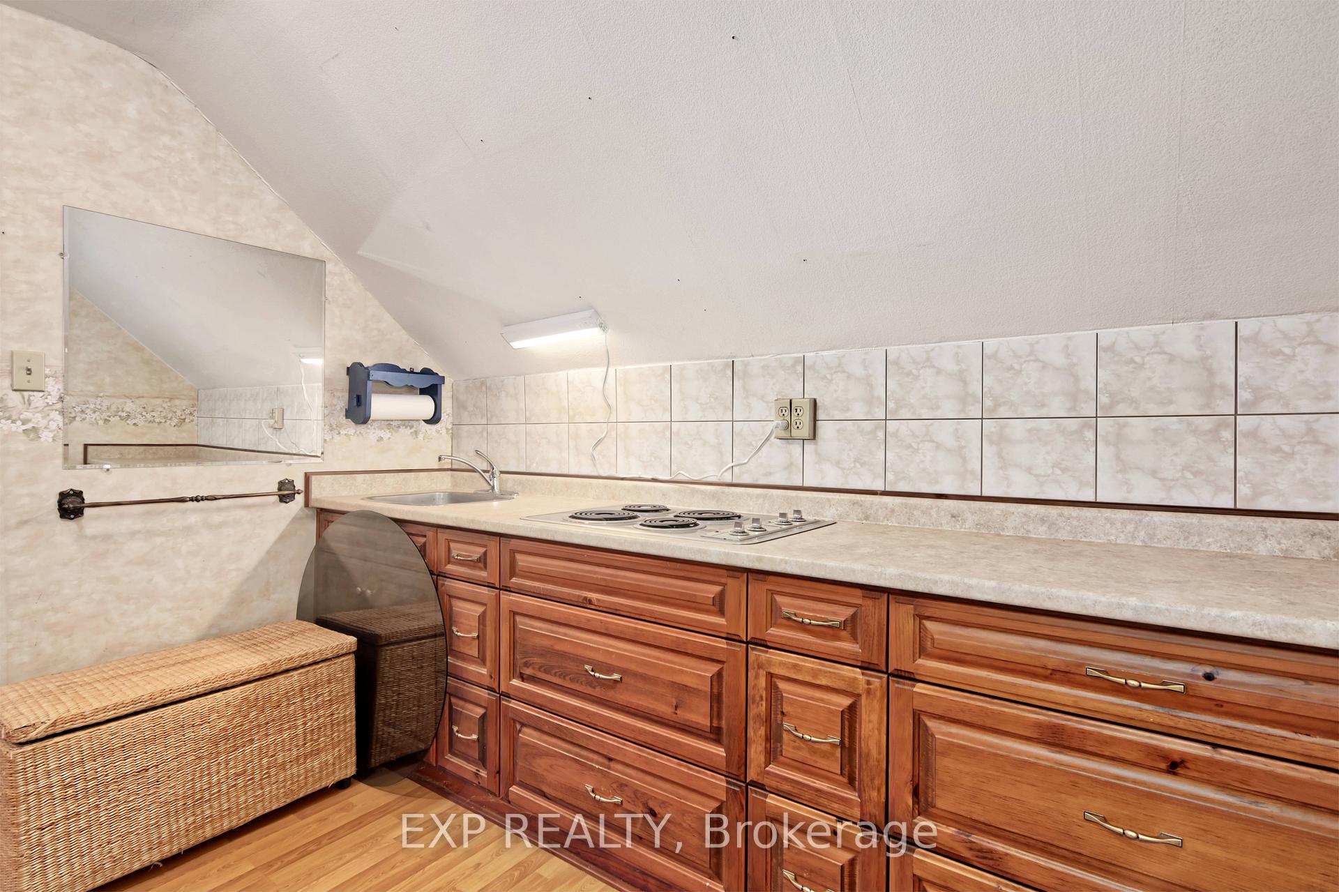 Photo 27 of 138 Sydenham Street E, Aylmer — HOMEH