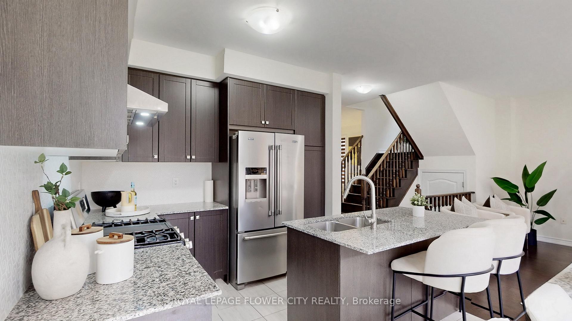 Photo 8 of 23 Faders Drive, Brampton, Northwest Brampton — HOMEH