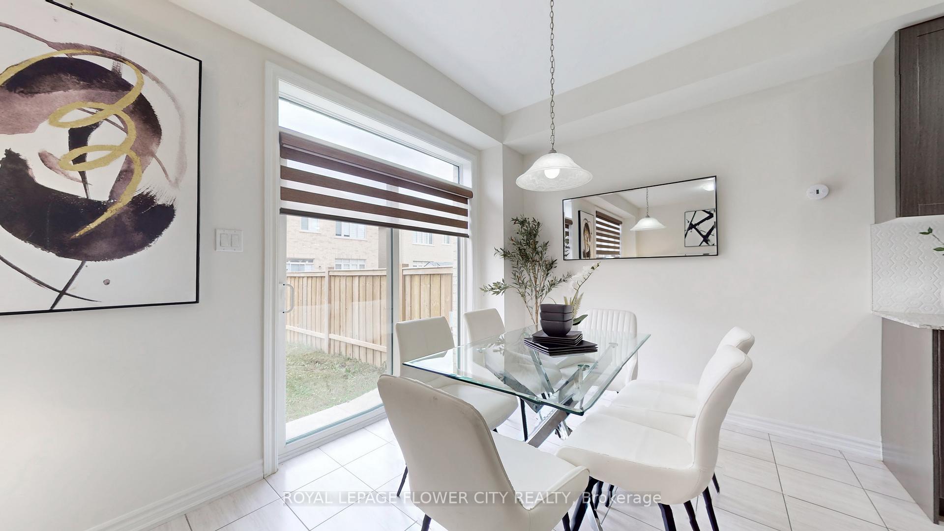 Photo 11 of 23 Faders Drive, Brampton, Northwest Brampton — HOMEH