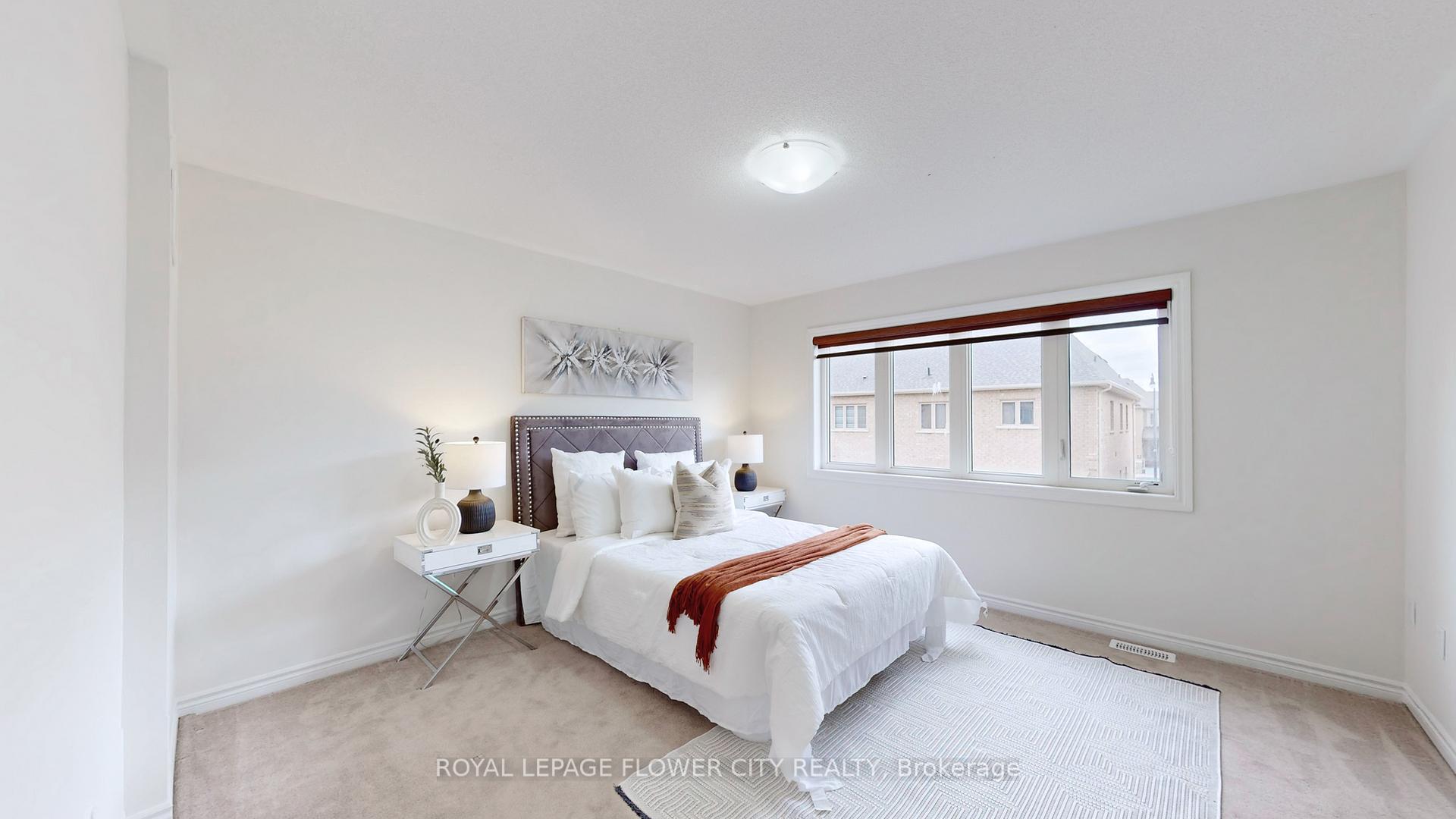 Photo 13 of 23 Faders Drive, Brampton, Northwest Brampton — HOMEH